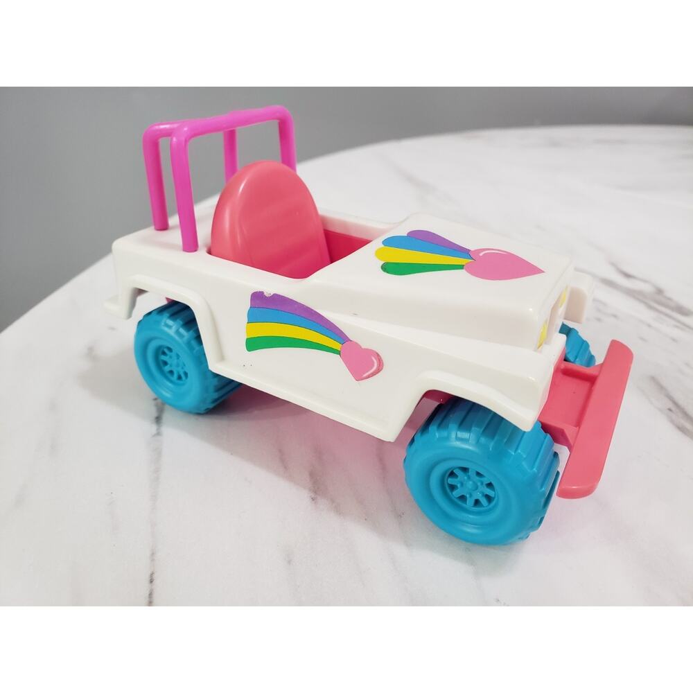 Vintage 1997 M.I.I. Small‎ Doll Jeep car 90s Rainbow Heart